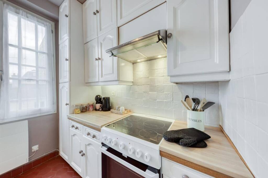 Le Lumineux 50 M² Gare/Chateau/Wifi/Netflix Versailles Exterior photo